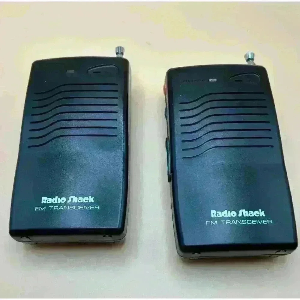 Pair of Radio Shack 49MHz FM walkie-talkie TRC-509 hand-held transceiver. TESTED
